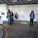 op de opening boven